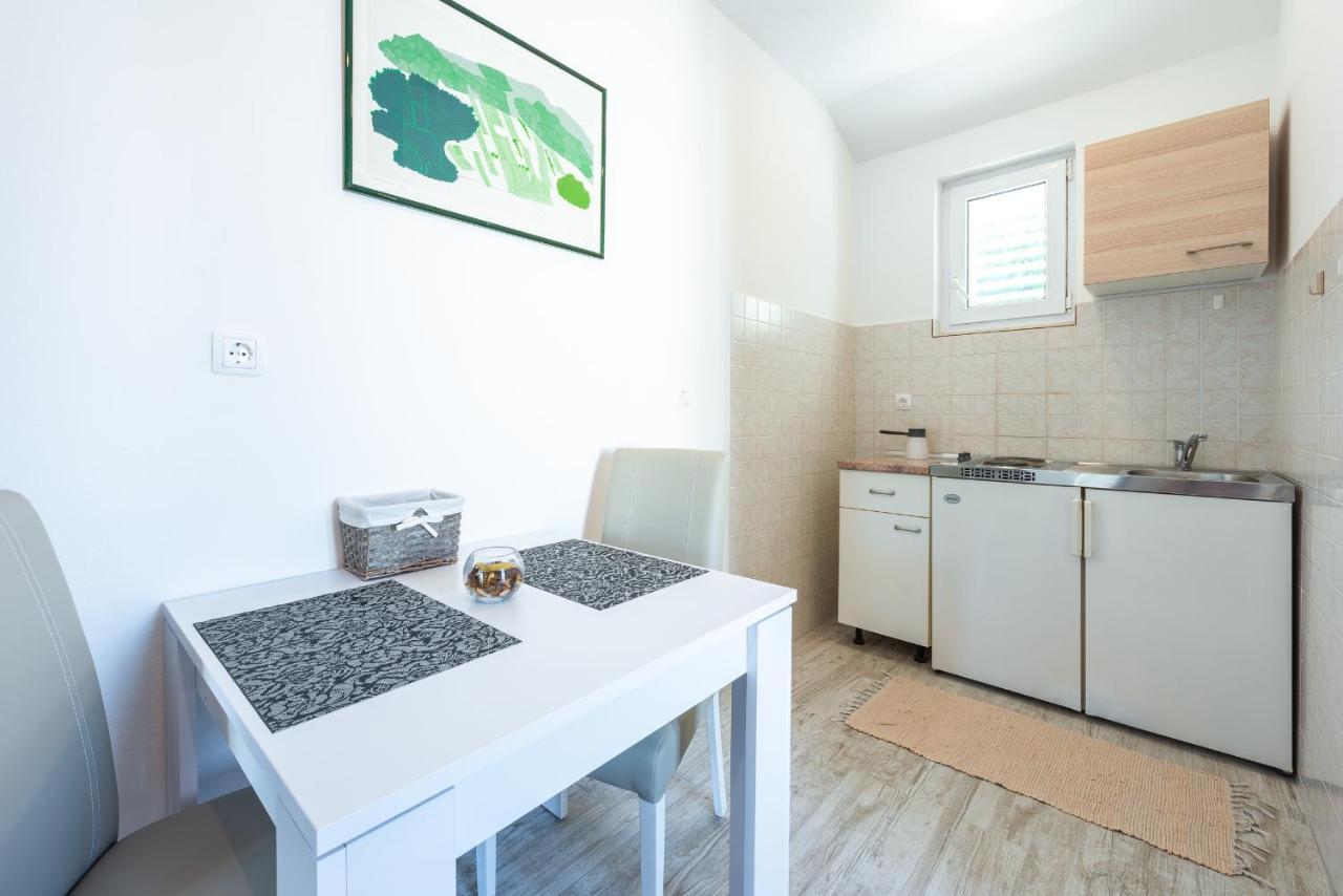 Apartments Radulj Goveđari Exteriér fotografie